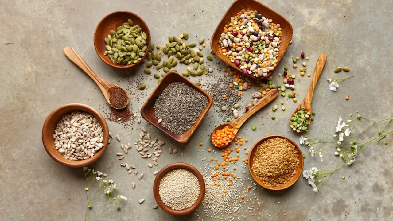 Skin Care Tips: ग्लोइंग स्किनचे रहस्य तुमच्या किचनमध्ये; आहारात करा ‘या’ सुपरहेल्दी सीड्सचा समावेश