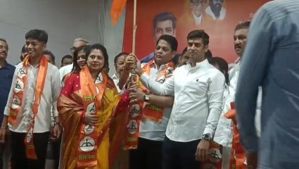 डोंबिवलीच्या राजकारणात खळबळ! शिंदेसेनेची मोठी इनकमिंग; भाजपच्या चार माजी नगरसेवकांसह शेकडो कार्यकर्त्यांचा पक्षप्रवेश