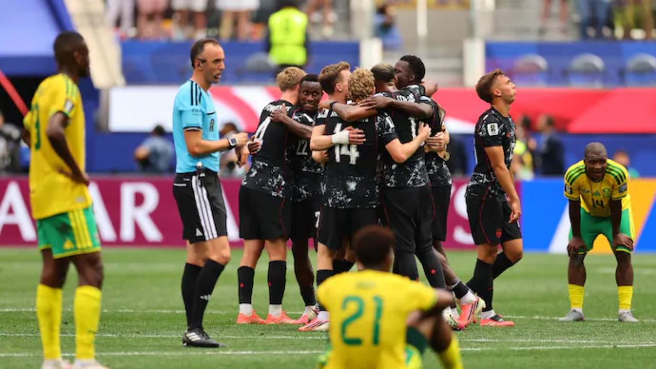 FIFA World Cup 2026: कॅनडाने रचला इतिहास! पहिला नॉकआउट सामना जिंकत साउथ आफ्रिकाला केले बाहेर