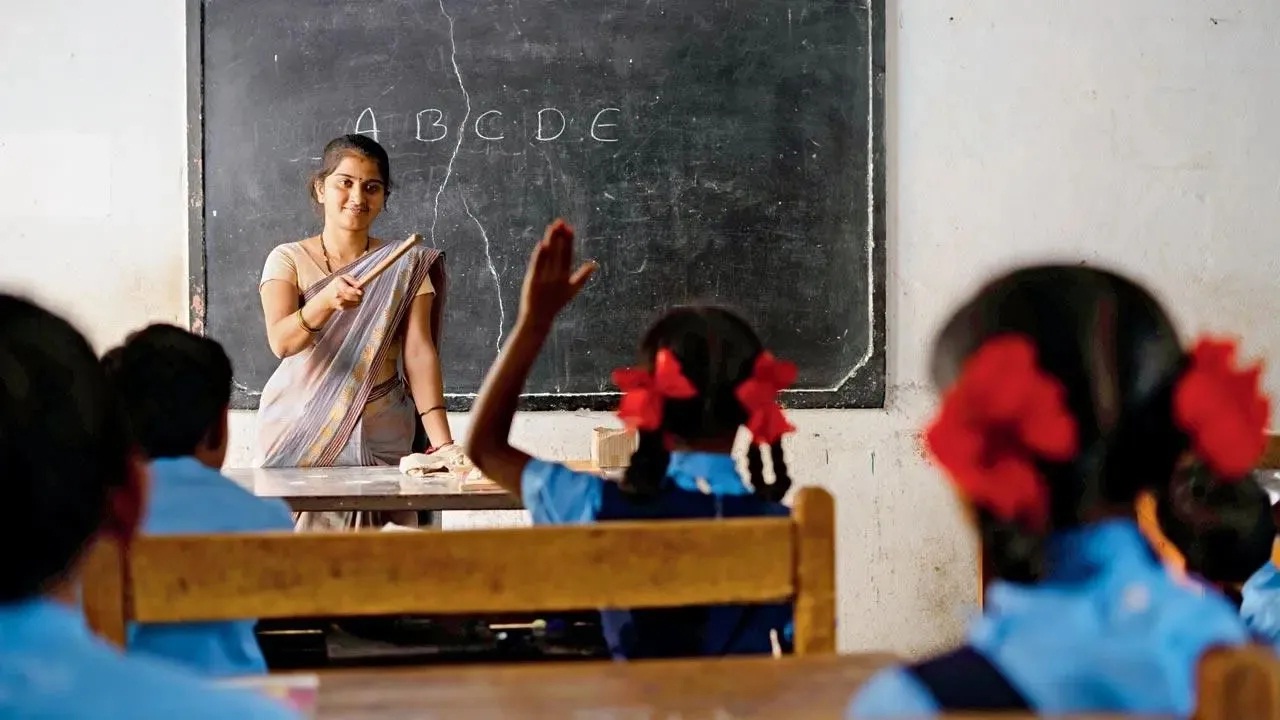 Teacher Training : जनगणनेमुळे रखडलेले शिक्षक प्रशिक्षण पुन्हा मार्गी; ‘या’ तारखेपर्यंत पूर्ण होणार