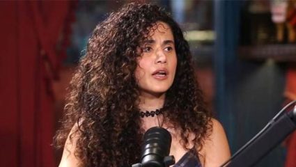 ‘मी माझं वास्तव…, वर्षभरानंतर सोशल मीडियावर परतलेल्या तापसी पन्नूने व्यक्त केला संताप,म्हणाली…