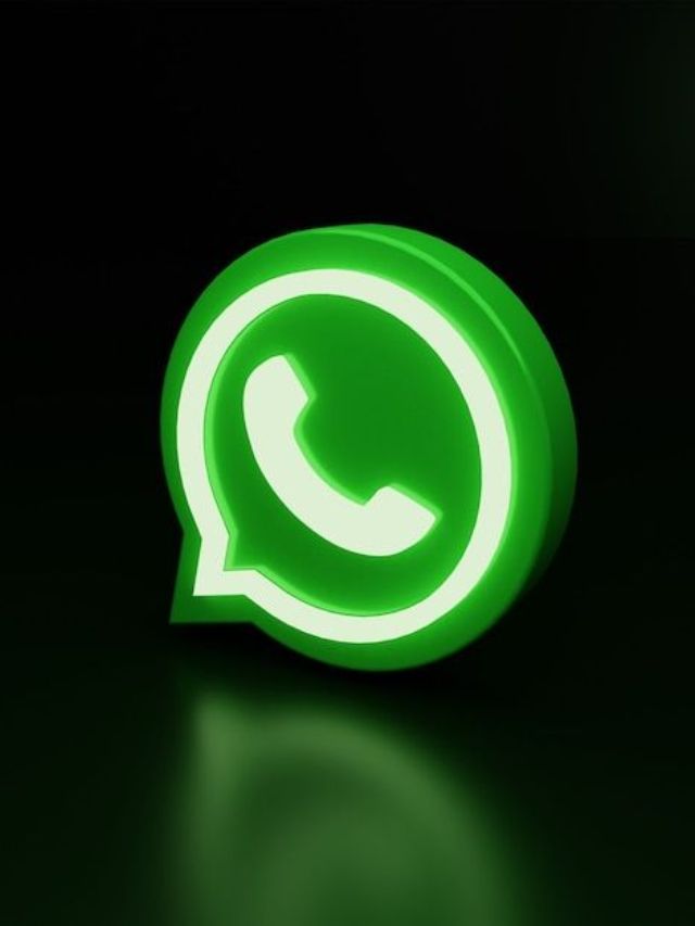 असे लपवा WhatsApp मधील लॉक चॅट्स