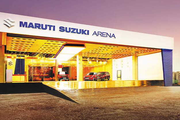 Maruti Suzuki – ब्रँड अॅम्बेसेडर: Shah Rukh Khan-भारतातील सर्वात मोठी कार उत्पादक कंपनी म्हणून मारुती सुझुकी ओळखली जाते. अल्टो, स्विफ्ट, बलेनो, ब्रेझा आणि ग्रँड विटारा यांसारख्या गाड्या देशभर लोकप्रिय आहेत. कंपनीच्या जाहिरातींमध्ये शाहरुख खान अनेक वर्षांपासून दिसत आहेत.