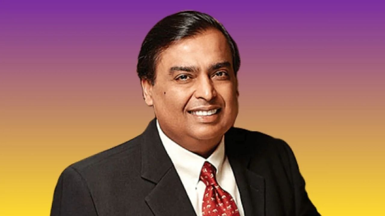 Mukesh Ambani Net Worth Drop: रिलायन्सचे शेअर्स घसरल्याने मुकेश अंबानींना किती कोटींचा फटका बसला? पहा एका क्लिकवर.