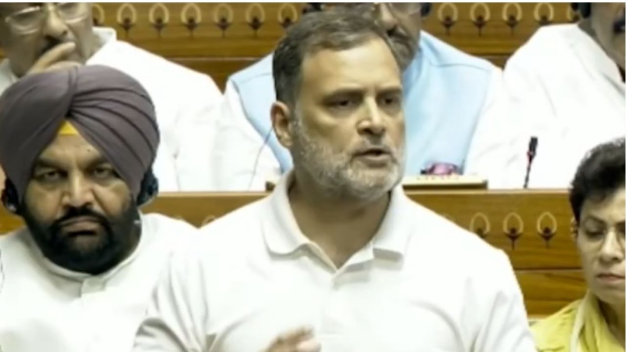 Rahul Gandhi Vs Kiren Rijiju : गृहमंत्र्यांनी विद्यार्थ्यांवर गोळ्या चालवण्याचे आदेश दिले। Amit Shah