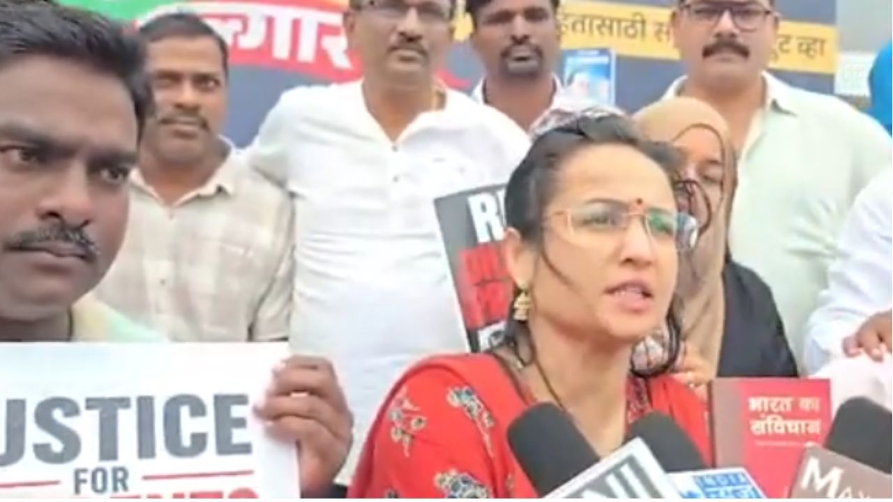 Alibaug : दिल्लीतील लाठीचार्जचे पडसाद रायगडात, शेकापच्या बैठकीत विद्यार्थी आंदोलनाला पाठिंबा