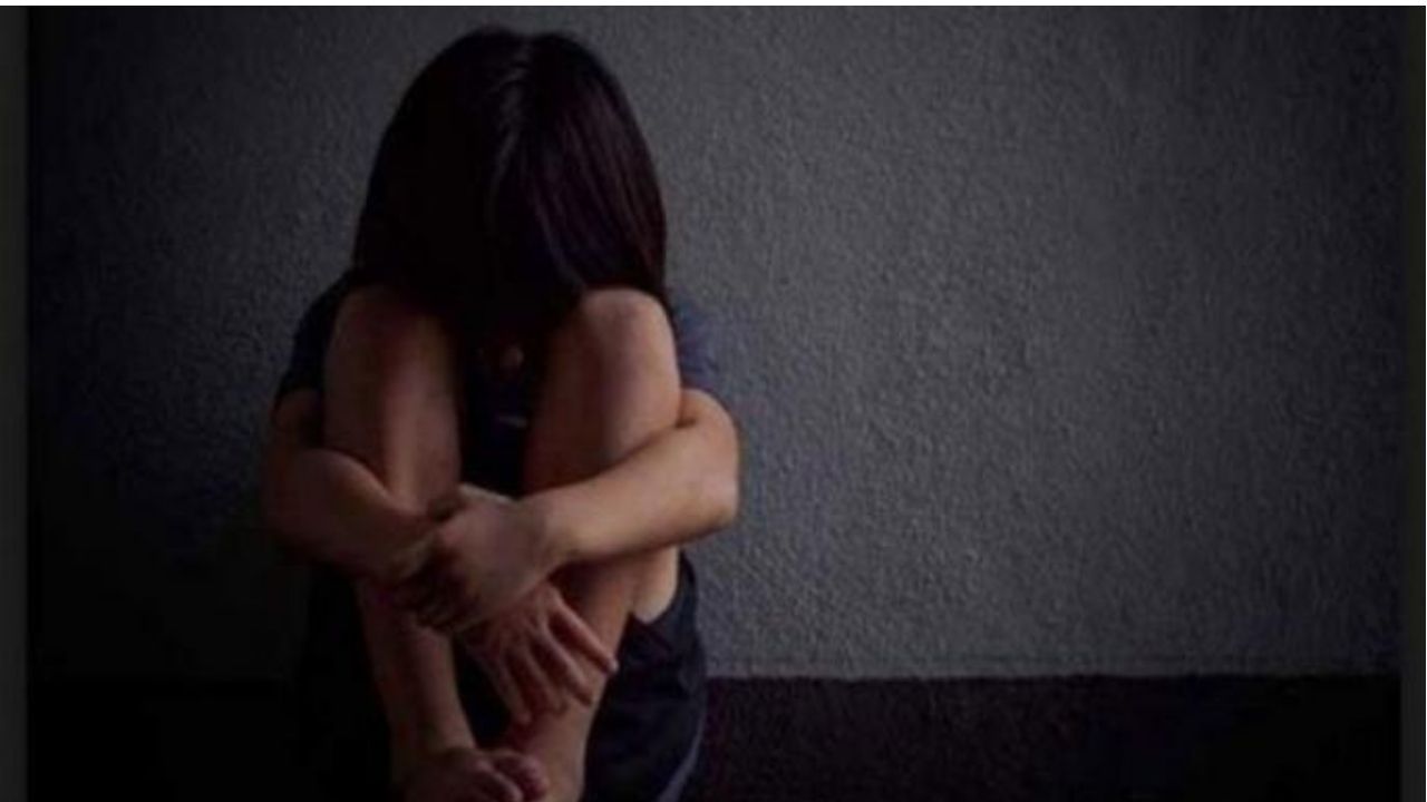 Latur Crime: प्रेमाचे आमिष दाखवून १७ वर्षीय मुलीचे अपहरण; डांबून ठेवत अत्याचार; २४ तासात पोलिसांनी लावला छडा