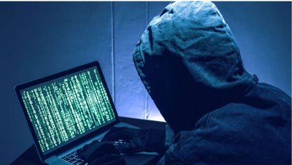 Mumbai Crime: फेसबुकवर झाली मैत्री, शेअर केले खासगी व्हिडिओ; मग सुरू झाला ब्लॅकमेलचा खेळ, 1.35 लाखांची फसवणूक