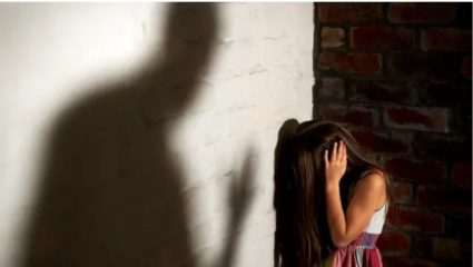 Pimpri-Chinchwad Crime: पिंपरी-चिंचवडमध्ये संतापजनक प्रकार! 65 वर्षीय शेजाऱ्याने दोन सख्ख्या बहिणींवर केला अत्याचार
