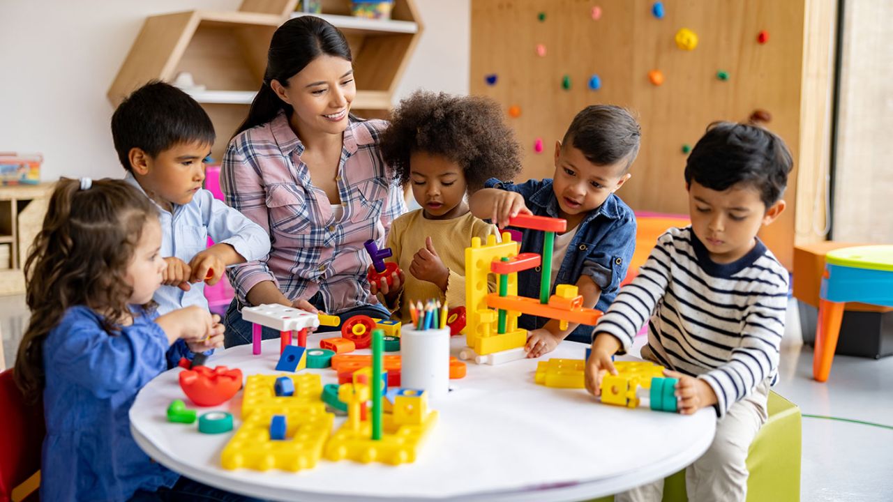 Childhood Education Course Australia: ऑस्ट्रेलियात ‘या’ शॉर्ट कोर्सला आहे प्रचंड मागणी; शिक्षण पूर्ण होताच मिळेल त्वरित नोकरी!
