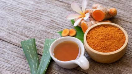 Turmeric Face Pack : आता घरी मिळवा पार्लरसारखा ग्लो, हळदीच्या फेसपॅकमध्ये मिक्स करा ‘ही’ सीक्रेट गोष्ट