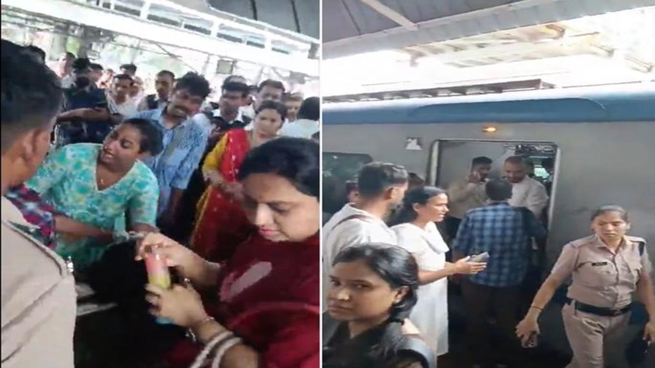 Mumbai AC Local : एसी बंद, प्रवाशांची घुसमट; मुलुंड रेल्वे स्थानकात एसी लोकलमधील तीन प्रवासी बेशुद्ध; नेमकं प्रकरण काय?