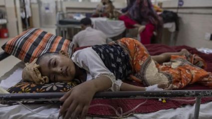 Measles: बांगलादेशमध्ये गोवरचा कहर! 24 तासांत 7 चिमुरड्यांचा मृत्यू; मृतांची संख्या 738 वर पोहोचल्याने आरोग्य यंत्रणेला हादरा