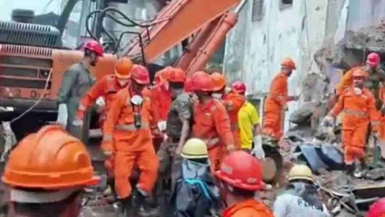 भिवंडीत मोठी दुर्घटना; चार मजली इमारत पत्त्यासारखी कोसळली, 7 जणांचा मृत्यू