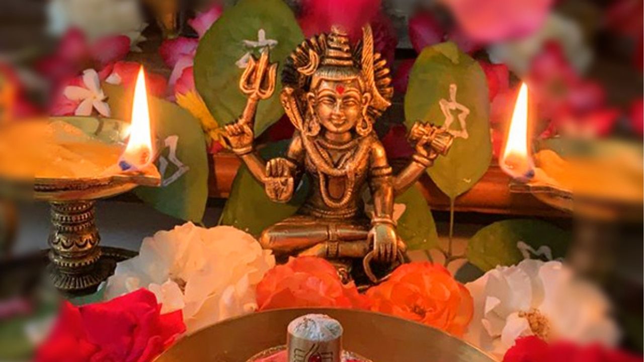 Shravan 2026: श्रावणात ‘ही’ 4 स्वप्ने दिसत आहेत? धार्मिक श्रद्धेनुसार मानले जातात शुभ संकेत