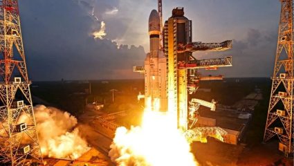 ‘ISRO’ मध्ये इंटर्नशिपची सुवर्णसंधी! कोणती कागदपत्रे, अर्जांची अंतिम तारीख, पात्रता AtoZ माहिती जाणून घ्या…