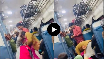 Viral Video: जनरल डब्यात सीटवरून राडा! एकामेकींच्या जिंझ्या धरत केली फ्री स्टाईल हाणामारी; Video Viral