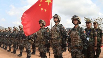 Military Drill: भारताच्या सीमेवर चिनी तोफा धडकल्या! LAC पासून अवघ्या 60 किमी अंतरावर PLA चा भीषण सराव; VIDEOने वाढला तणाव