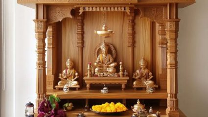 Devhara Vastu Tips: देव्हारा कोणत्या लाकडाचा असावा? जाणून घ्या वास्तू आणि धर्मशास्त्रातील नियम