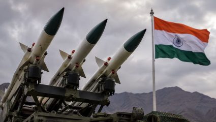 India Nuclear Power : भारताने एअरबेसवर अचानक तैनात केली 12 अण्वस्त्रे; SIPRI रिपोर्ट बनला चर्चेचा विषय, पाकिस्तान चिंतेत