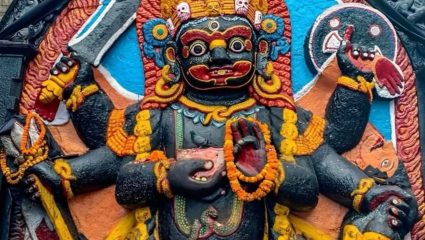Monthly Kalashtami: कधी आहे मासिक कालाष्टमी, या दिवशी करा खास उपाय