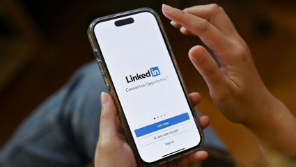 Tech Tips: LinkedIn वर हजारो लोकांपर्यंत पोहोचायचंय? प्रोफाईलची रिच वाढवण्यासाठी फॉलो करा या स्मार्ट ट्रिक्स