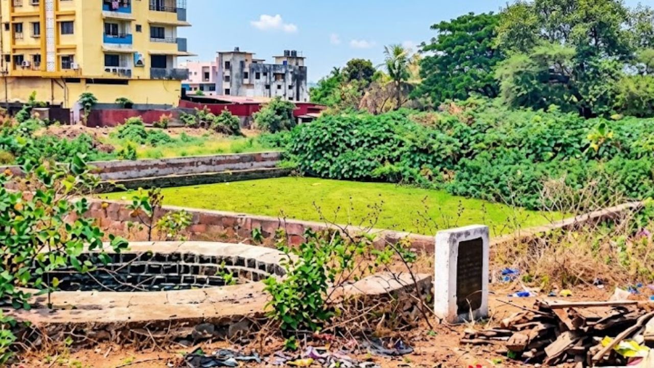 Raigad News: ८ महिन्यांत निवृत्ती… तरीही अचानक बदली, श्रीवर्धनमध्ये नेमकं काय घडलं? ग्रामस्थांचा प्रशासनाला इशारा