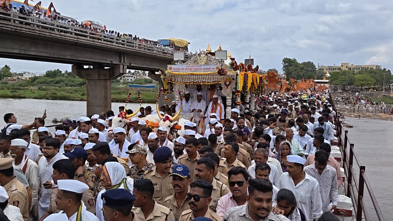 Ashadhi Wari 2026: हरिनामाच्या गजरात सातारा दुमदुमला! संतश्रेष्ठ श्री ज्ञानेश्वर माऊलींच्या पालखीचे जिल्ह्यात जल्लोषात स्वागत