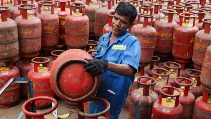 PM Modi on LPG: घरगुती गॅस सिलिंडरची किंमत 2000 रुपये… मोदींच्या वक्तव्याने धक्का! संकटाच्या काळात नेमकं काय घडलं?