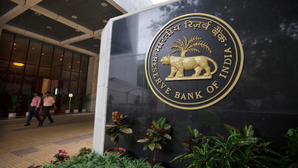 RBI चा मोठा मास्टरस्ट्रोक! Swap योजनेमुळे देशात तब्बल 85 अब्ज डॉलरचा परकीय निधी येण्याचा अंदाज; SBI चा अहवाल
