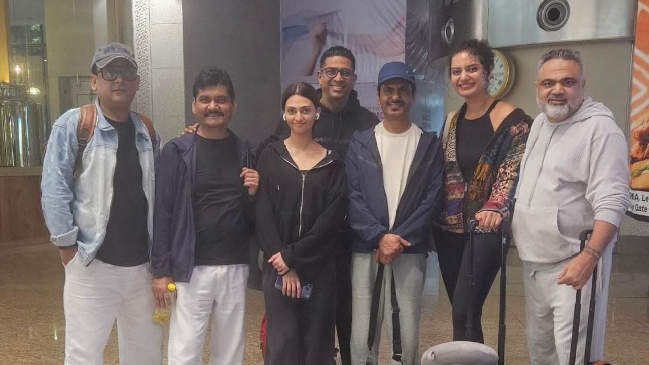 Nawazuddin Siddiqui यांची 25 वर्षांनंतर रंगभूमीवर ‘घरवापसी’! ‘नकाब’च्या प्रयोगासाठी मुलगी शोरासोबत गाठले शिकागो