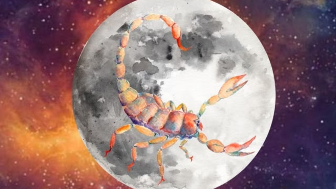 Moon in Scorpio: २३ ते २५ जुलै दरम्यान या राशींच्या लोकांना प्रत्येक कामात मिळेल यश