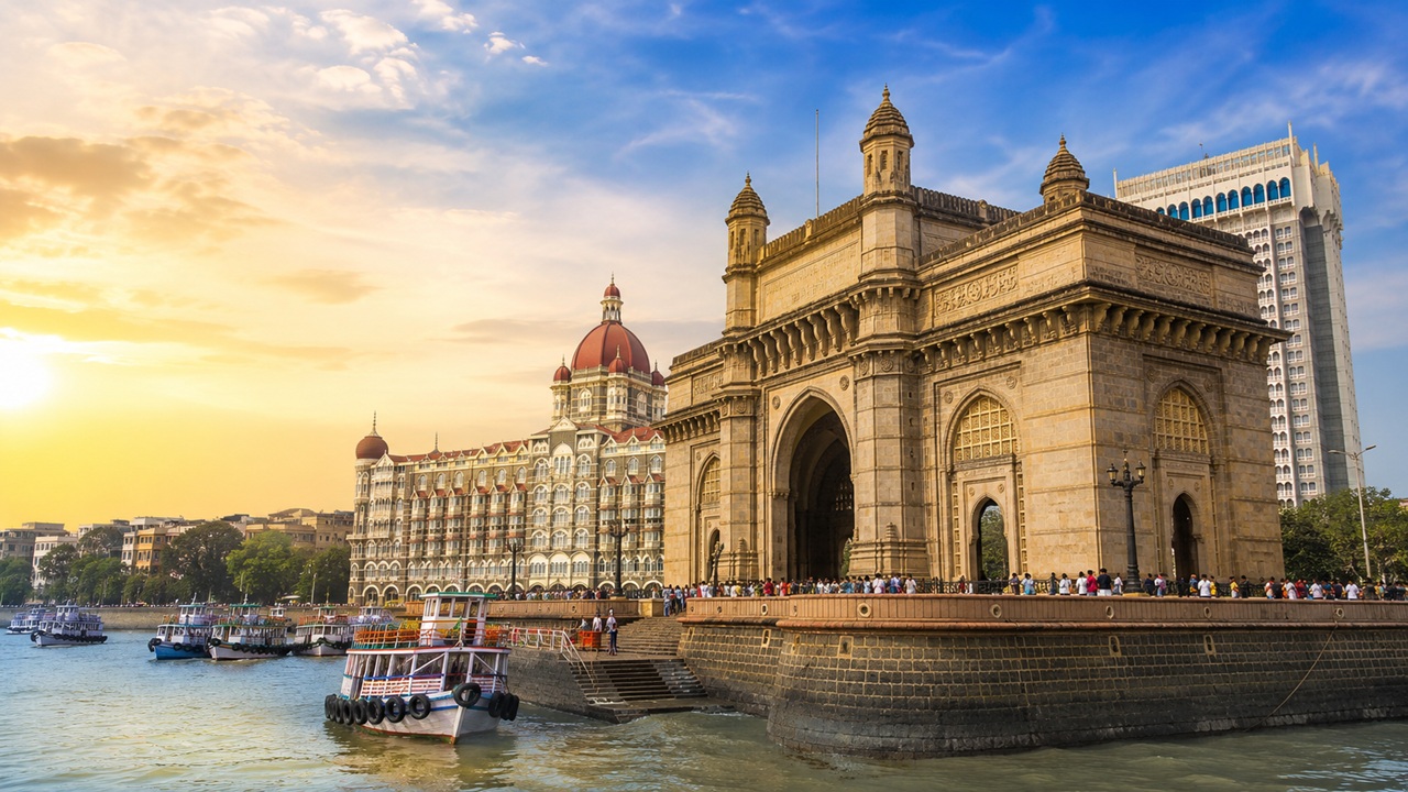 Mumbai News: मोठी बातमी! मुंबईत १५ दिवस जमावबंदी लागू; २३ जुलै ते ६ ऑगस्टपर्यंत निर्बंध कायम; मोर्चे आणि जमावावर पोलिसांची नजर