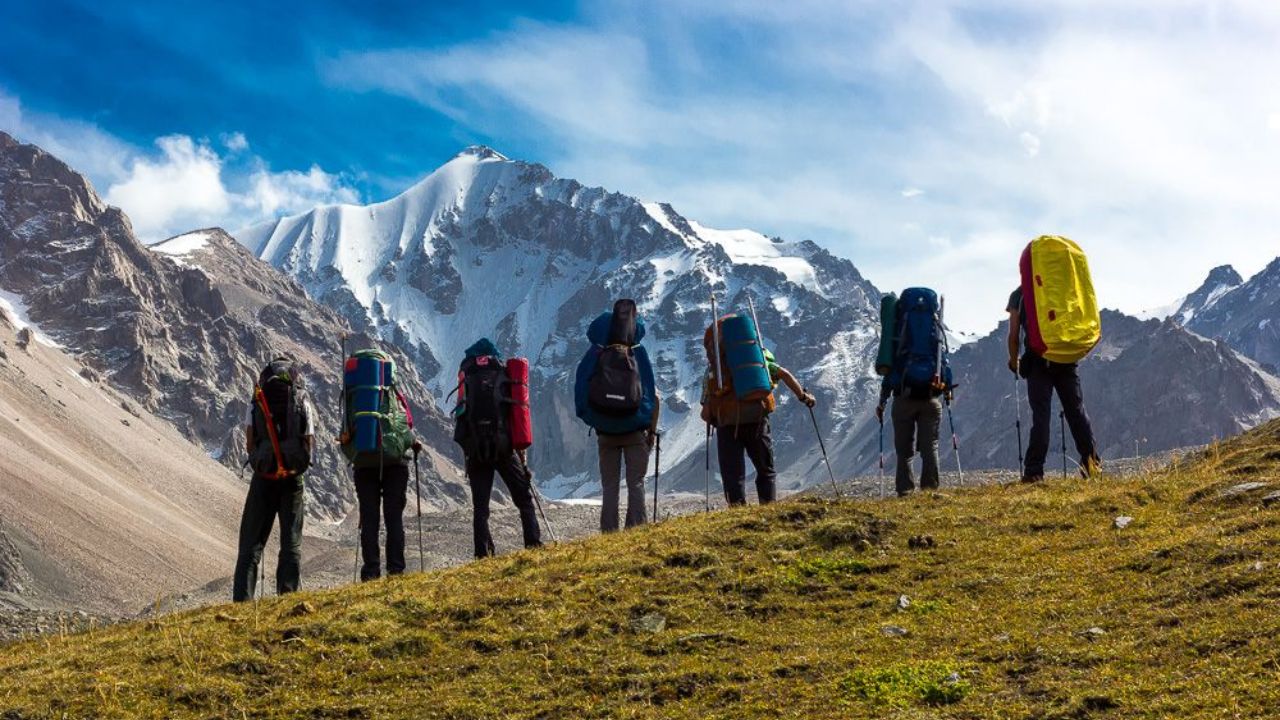 Mountain Climbing Day: पर्वतांना गवसणी घालणाऱ्या साहसाचा उत्सव; जाणून घ्या 1 ऑगस्टचा इतिहास, महत्त्व आणि प्रेरणादायी कथा