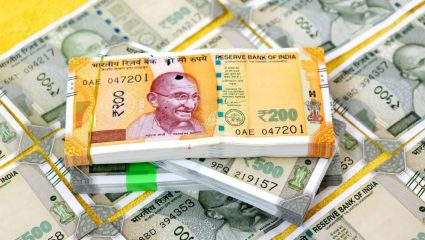 Nepal News: 10 वर्षांनंतर नेपाळमध्ये 200, 500च्या नोटांची जोरदार एन्ट्री; भारतीय चलनाबाबत सरकारने घेतला ‘हा’ महत्त्वपूर्ण निर्णय
