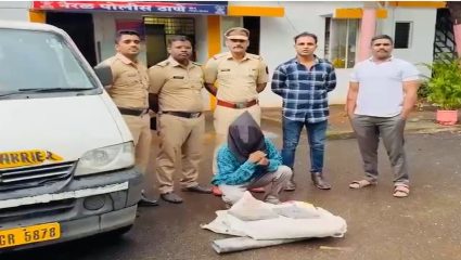 Neral News: मोबाईल टॉवर बॅटरी चोरीचा पर्दाफाश; दोन आरोपी अटकेत, ₹4.78 लाखांचा मुद्देमाल जप्त