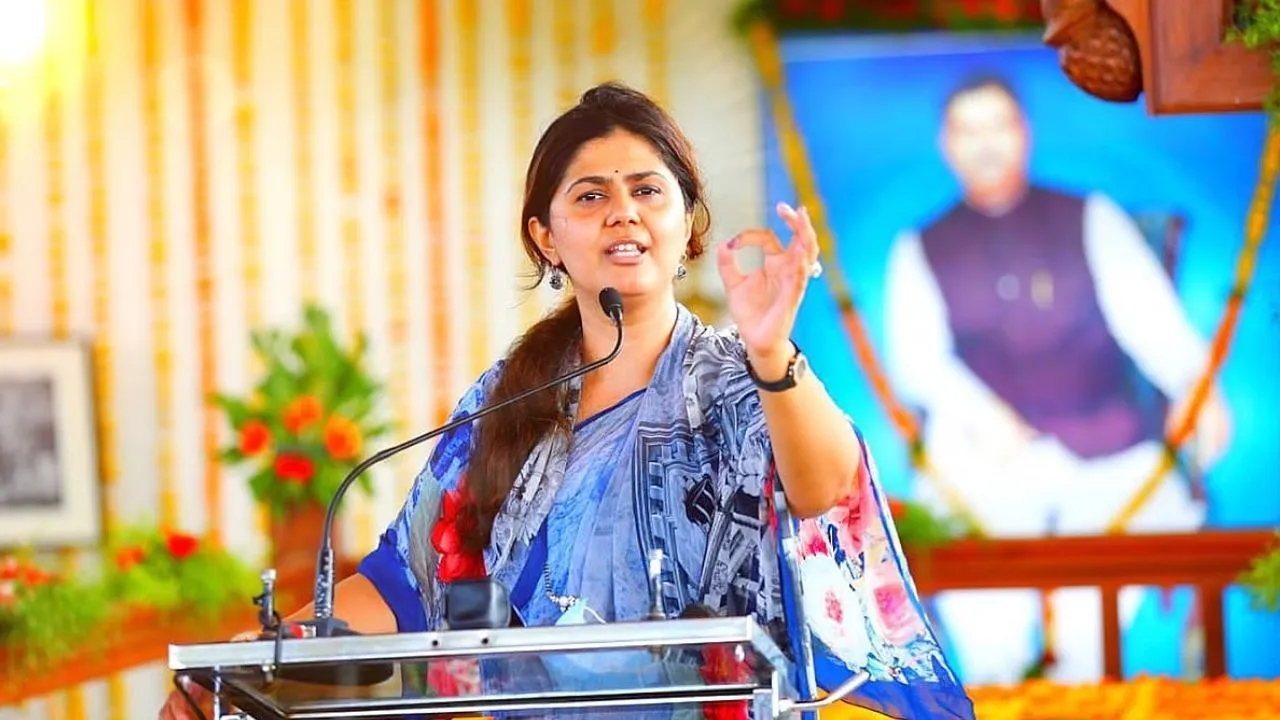 पुण्यातील रेडीमिक्स काँक्रीट प्रकल्पांवर प्रदूषण नियंत्रणासाठी कठोर अंमलबजावणी; पंकजा मुंडे