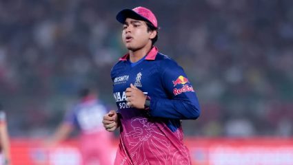 वादळाला किती वेळ रोखणार? इंग्लंडविरुद्ध कसा आहे Vaibhav Suryvanshi चा रेकॉर्ड? वनडे सिरिजमध्ये…