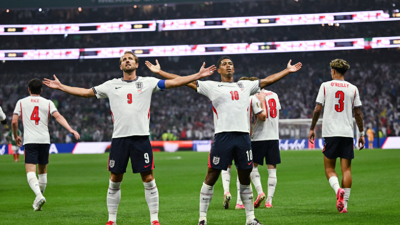 हवामान खराब, रेड कार्डचा झटका…!England ने Mexico चे ‘ते’ स्वप्न केले चक्काचूर, Fifa World Cup मध्ये…