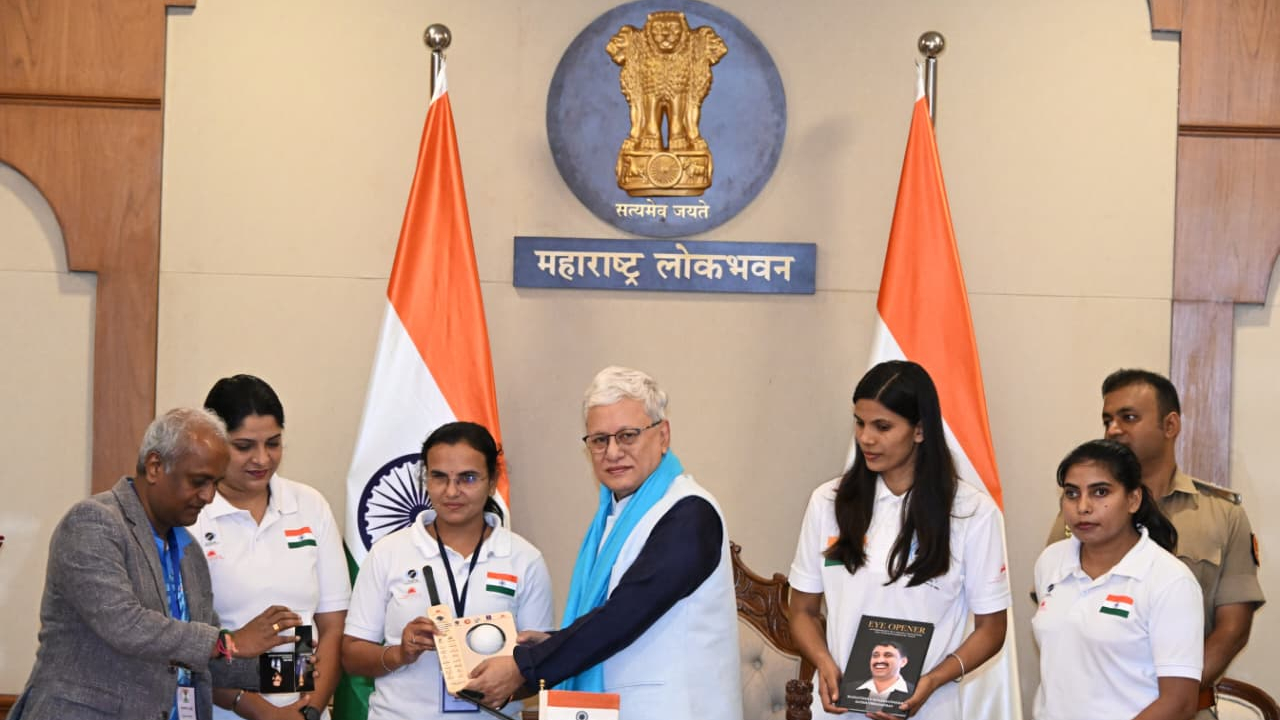 जिद्द, मेहनत अन् सुवर्णपदक! अंध महिला क्रिकेट संघाचा प्रेरणादायी प्रवास पाहून महाराष्ट्राचे राज्यपालही झाले थक्क