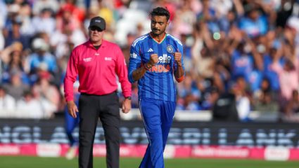 IND vs ENG: …तर आज Axar Patel धोनीलाही मागे टाकणार! पाहा काय आहे ‘तो’ महाविक्रम