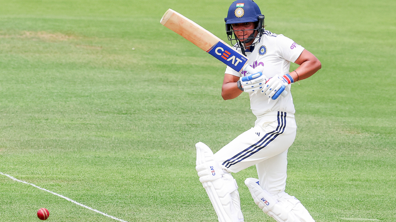 रणरागिणी भडकल्या अन् क्रिकेटच्या पंढरीत…! HarmanPreet Kaur ने इंग्लंडविरुद्ध मोडला ‘हा’ महारेकॉर्ड