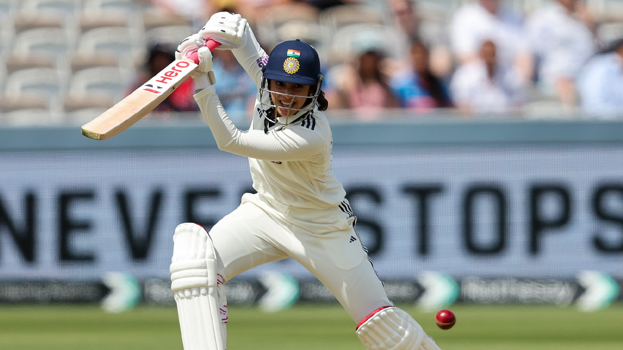 Smriti Mandhana Birthday: भारताची शान, कोट्यावधी मुलींची प्रेरणा; स्मृतीच्या जिद्दीचा प्रवास तुम्हाला माहीत आहे का?