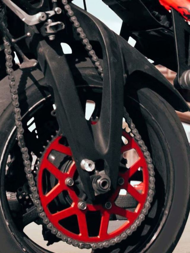 Tubeless Tyre पंक्चर झालं? घाबरू नका! या टिप्स ठरतील उपयोगी