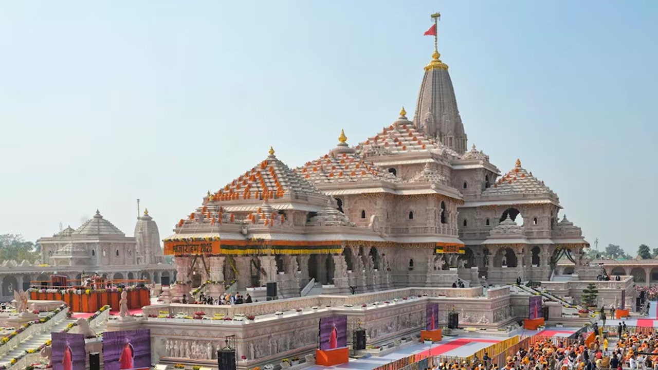 Ayodhya Ram Mandir : राम मंदिर दानचोरी प्रकरणात मोठी कारवाई! फक्त चोरच नाही, प्रशासनही रडारवर! SIT लवकरच सादर करणार अंतिम अहवाल