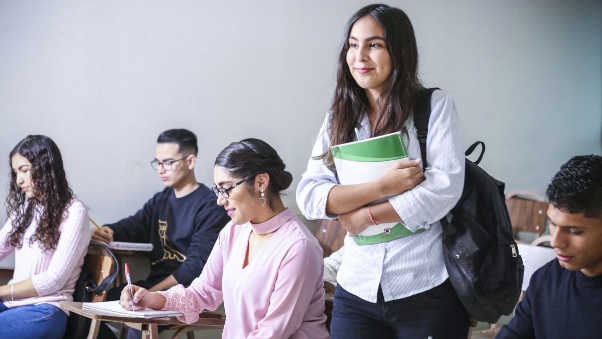 Student Motivation: स्पर्धा परीक्षेची तयारी करताना मन खचतंय? मग या कठीण काळात ‘हे’ विचार नक्की वाचा