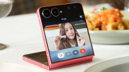 Samsung ची लोकप्रिय Galaxy Z Flip सीरीज होणार बंद? टिप्स्टरने दिले महत्त्वाचे संकेत, वाचा सविस्तर