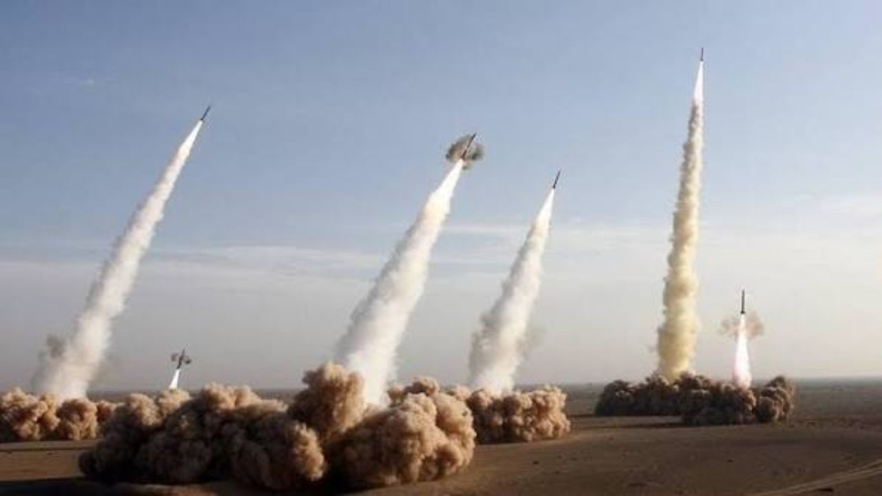 US-Iran War: इराणसमोर महासत्ता हतबल! जॉर्डनसह 5 देशांतील अमेरिकन एअरबेस उडवले; ‘पॅट्रियट’ सिस्टीम फेल, 13 सैनिक जखमी