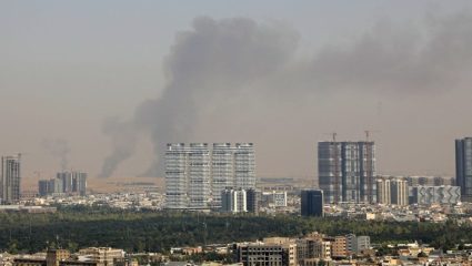 Middle East War: युद्ध चिघळले! अमेरिकेसोबत सौदी सैन्याचा इराकमध्ये मोठा बॉम्बहल्ला; इराण-समर्थित मिलिशियांचे अनेक तळ उद्ध्वस्त