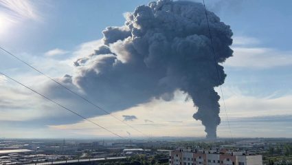 Ukraine-Russia War: युक्रेनी ड्रोन्सचा रशियावर सलग 6व्या रात्रीही हल्ला; ई-कॉमर्स गोदामे, पॉवर प्लँट्स भस्मसात, अब्जावधींचे नुकसान